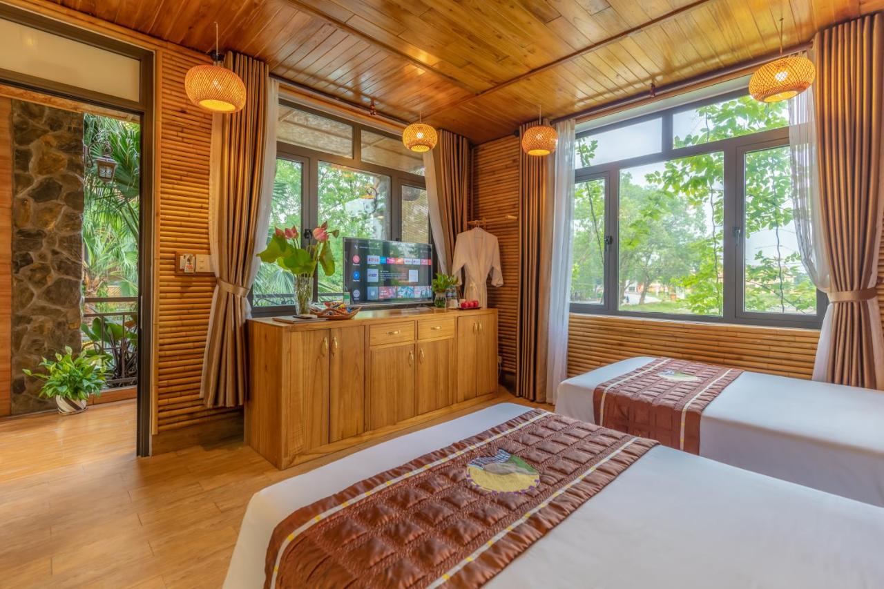 ตัมก็อก ดีบี วิลลา Hotel นิญบิ่ญ ภายนอก รูปภาพ